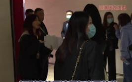 头条吃瓜者侃娱乐,揭秘娱乐圈幕后故事与热点事件